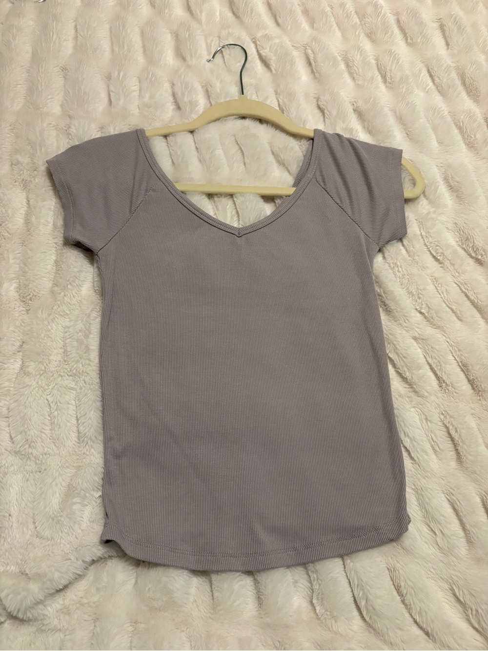 wild fable Gray Ribbed V-Neck Short Sleeve Top